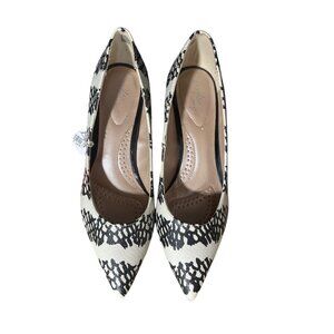Dexflex Comfort Pointed Toe Heels Size 7 Womens Shoes Black White Print